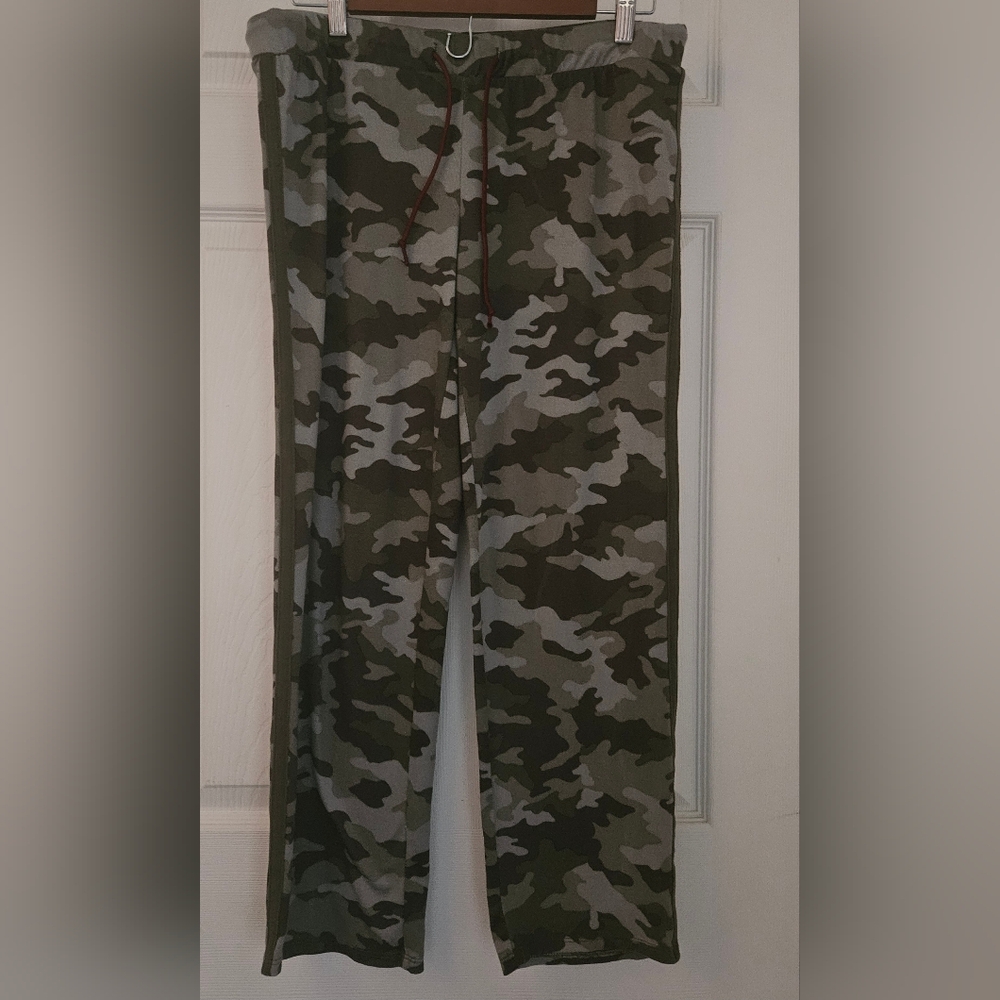 Lucky Brand Camo Pajama Bottoms